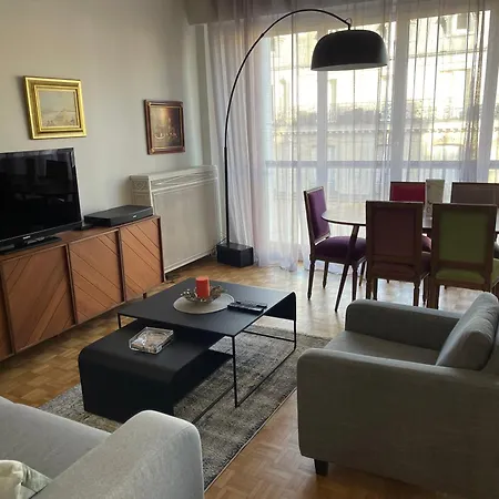 2 Champs Elysees Apartamento Paris